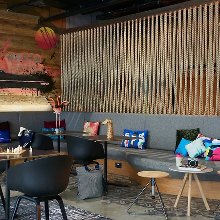 Hotel Moxy Dublin