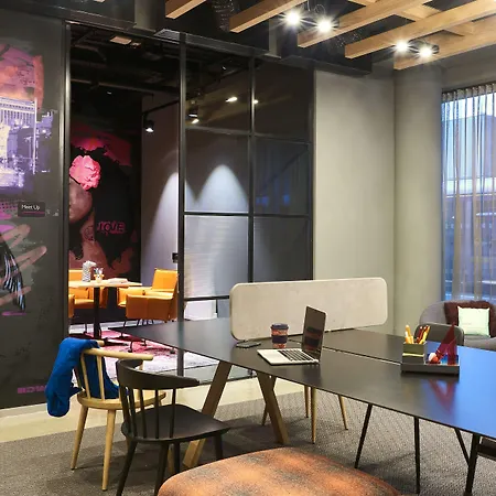 Moxy فندق دبلن